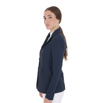 Perforierte Turnierjacke mit drei Knöpfen für Damen