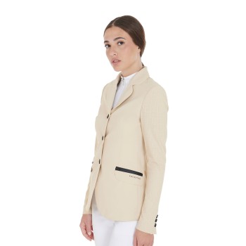 Perforierte Turnierjacke mit drei Knöpfen für Damen