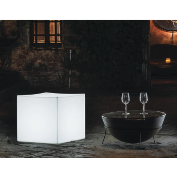 CUBE LOUNGE HOCKER MIT LICHT