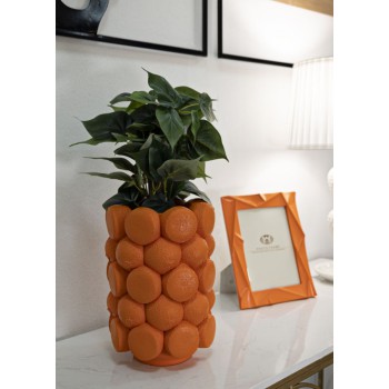 ORANGE VASE